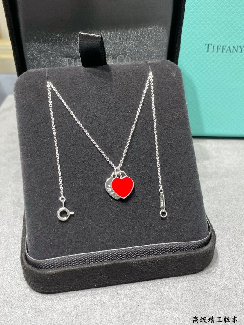 T*f*ny necklaces
